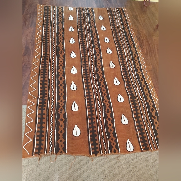 Authentic African Mud Cloth fabric - Picture 2 of 3